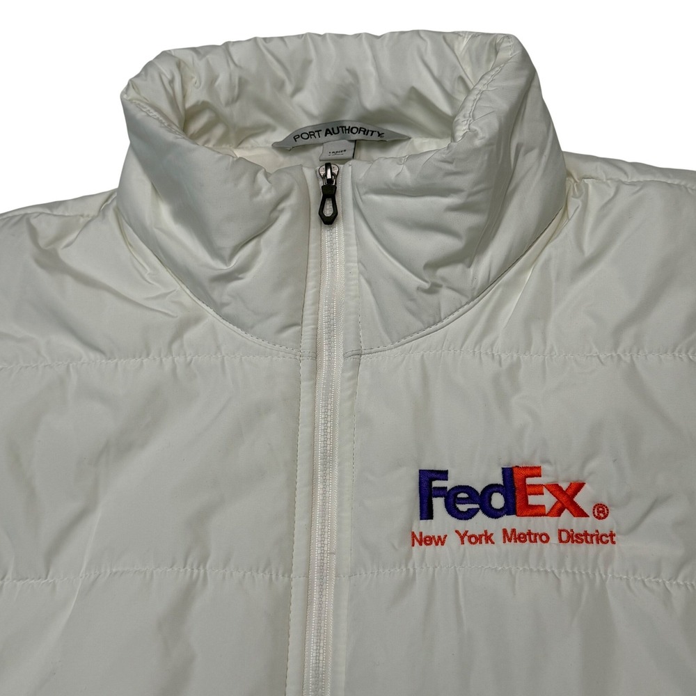 FedEx White Puffer Vest Large Workwear Embroidered Minimalist Essential Layers - Picture 6 of 7